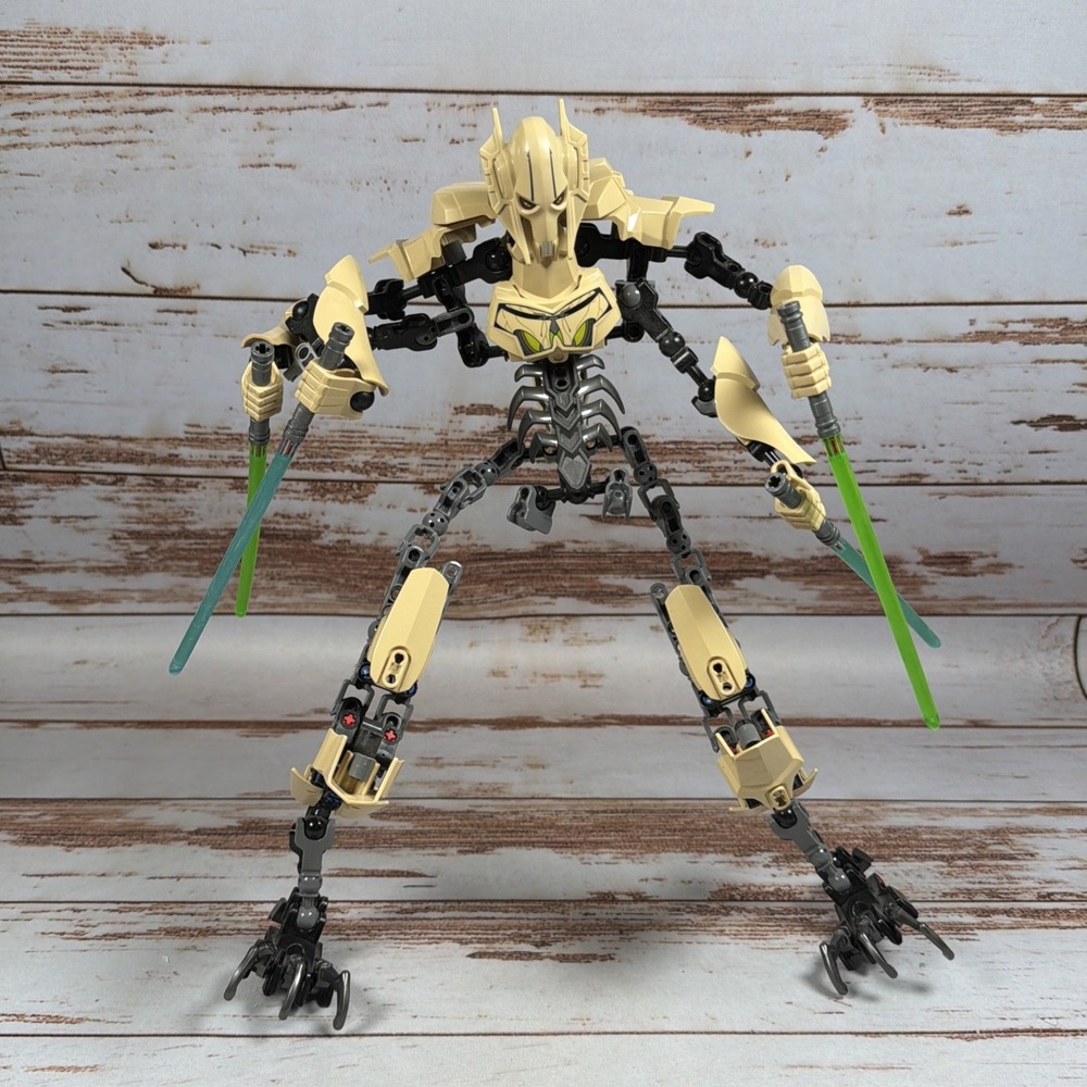 LEGO Star Wars 75112 General Grievous Buildable Action Figure Retired Complete